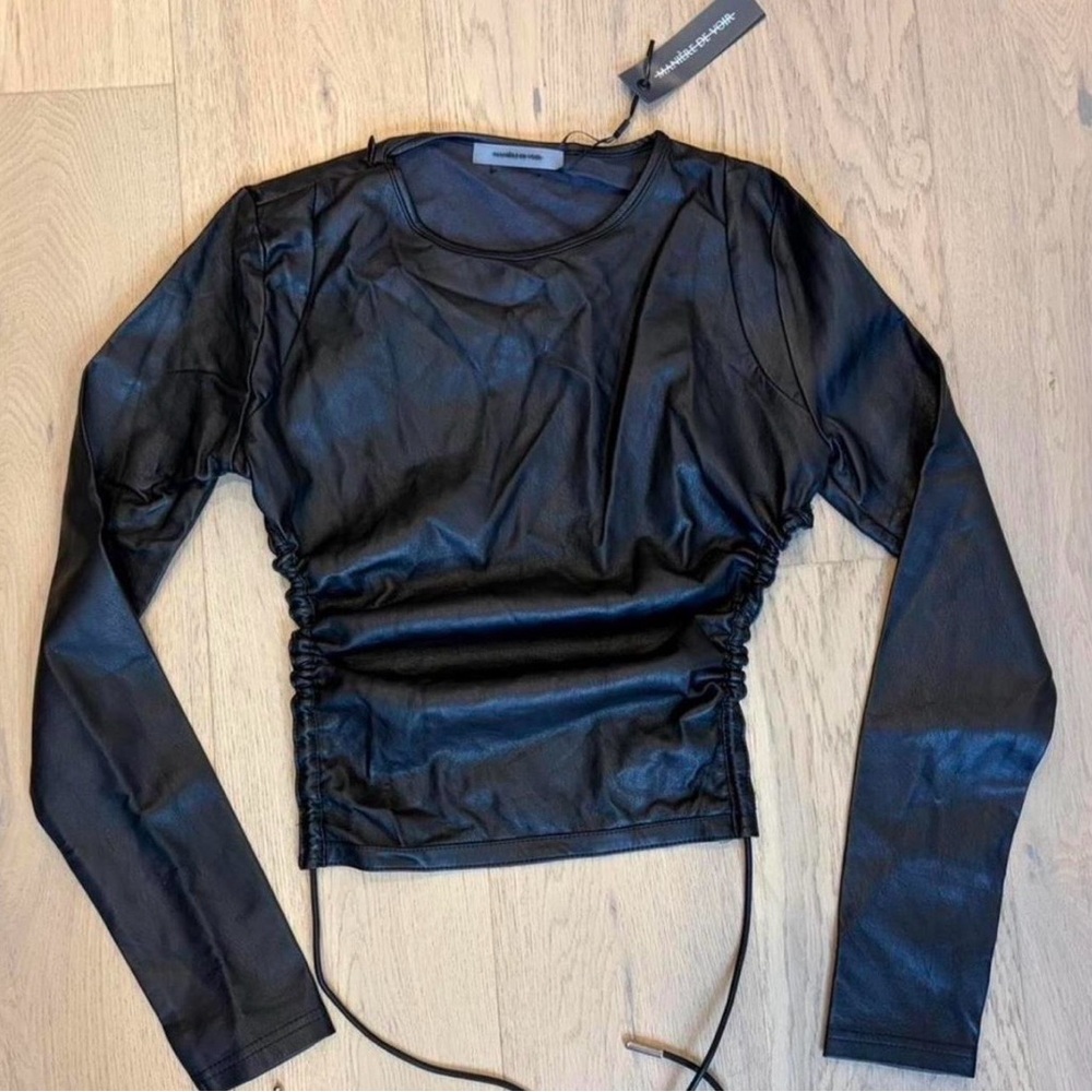 Maniere De Voir Black Faux Leather Long Sleeve Ruched Top